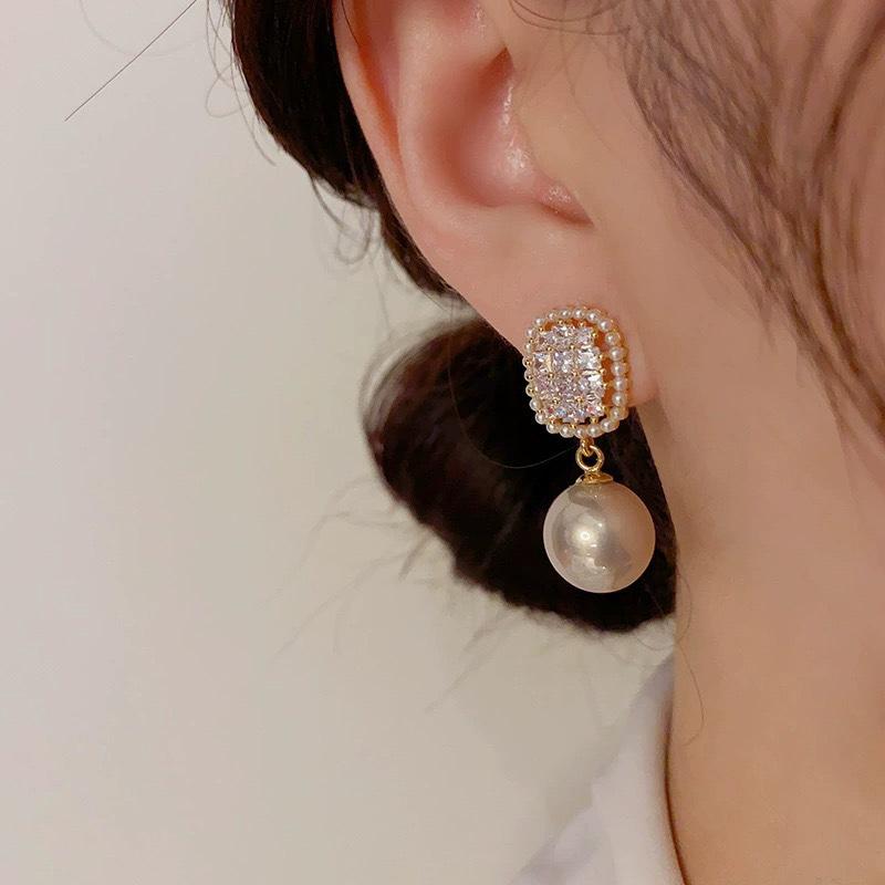 Exquisite Sparkling Zircon Imitation Pearl Pendant Earrings, Fashionable and Luxurious Wedding Banquet Jewelry Gifts for Women
