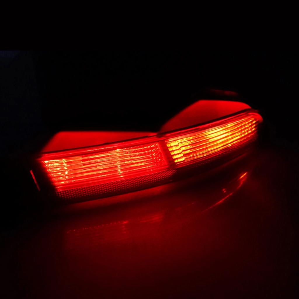 Right Rear Bumper Light Tail Stop Brake Lamp 8UD945096