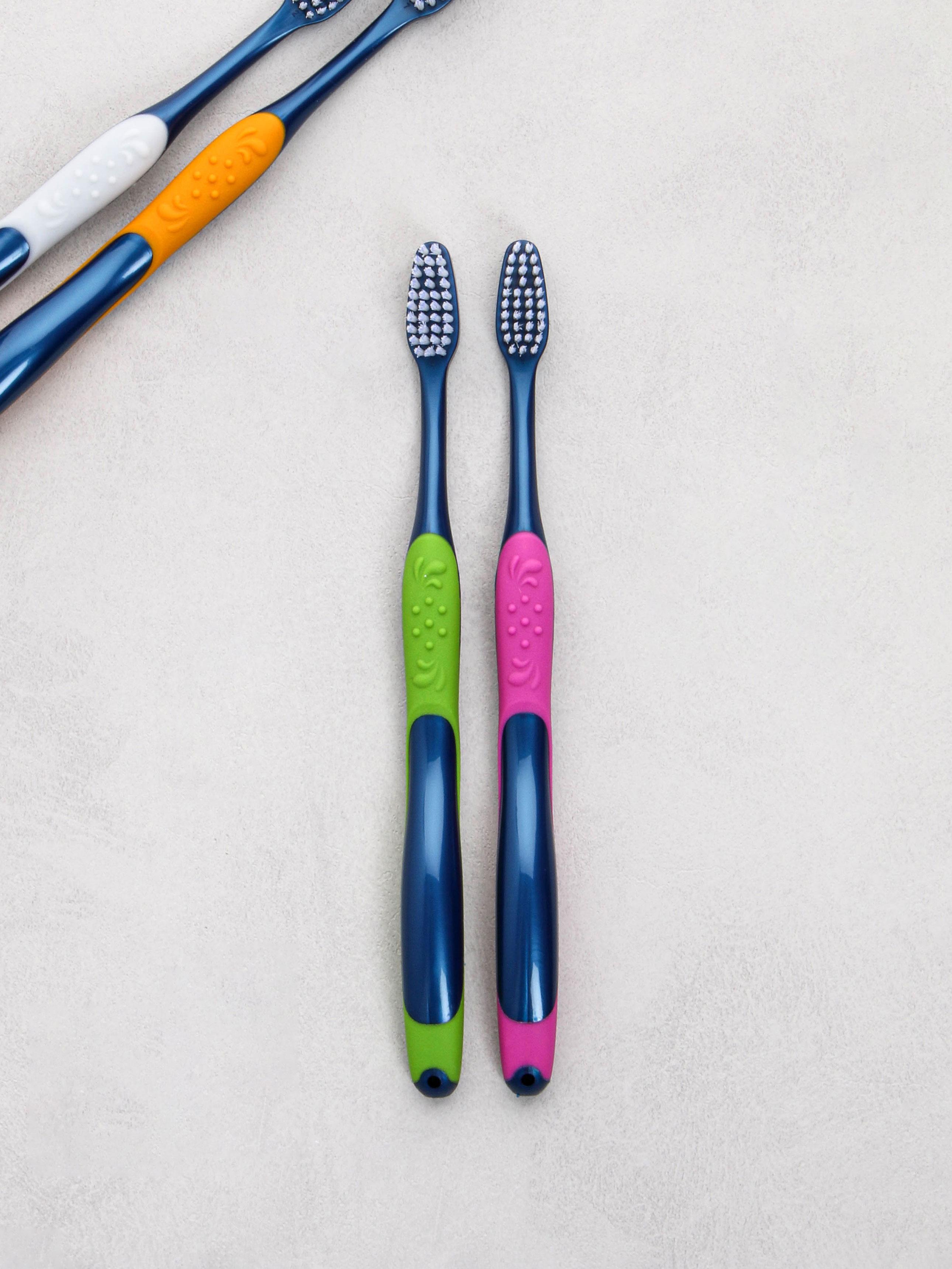 

Indicator Bristle Toothbrush 2-Pack 1ea