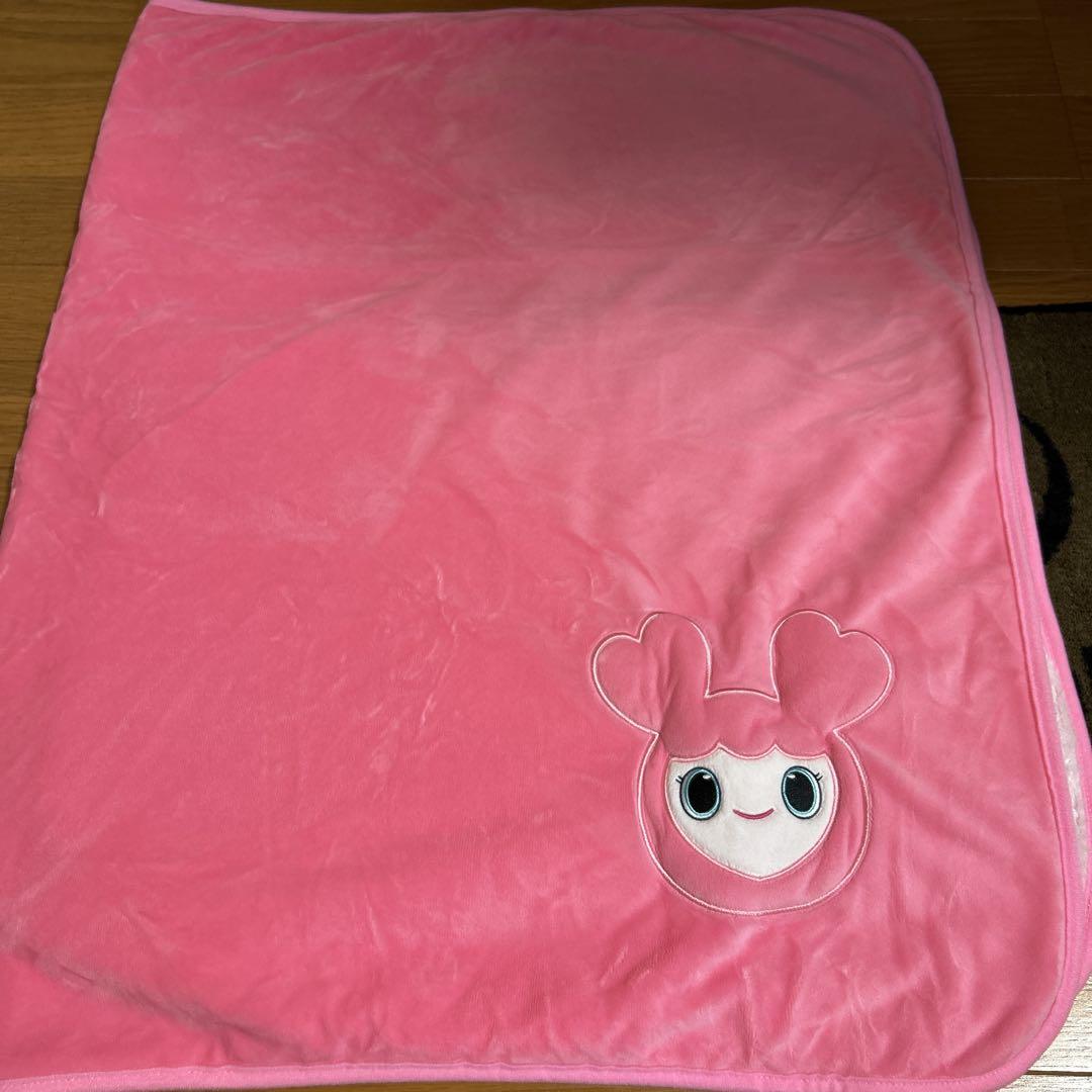 

[USED] TWICE Mobley Blanket