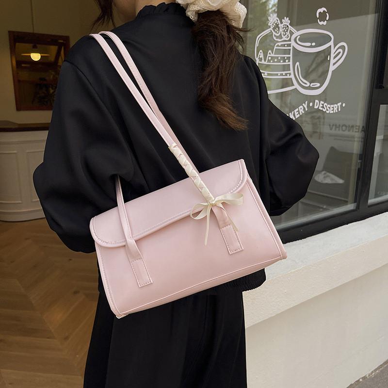 Street Style Pu Kleine Schultertasche Mit Klappe Für Den Täglichen Gebrauch