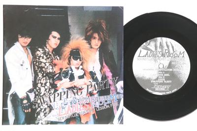 7-Zoll Schallplatte LADIES ROOM - Swapping Party EXE001 EXTASY 1988 Japan Japanischer Pop/Rock Gebraucht