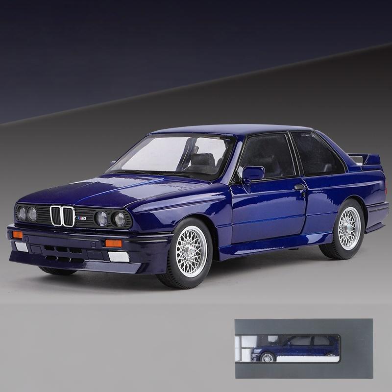 1/24 BMW M3 E30 IM Alloy Miniature Car Diecast Metal Model Collection Hobbies Birthday Present with Friend Decoration Classic Car GT