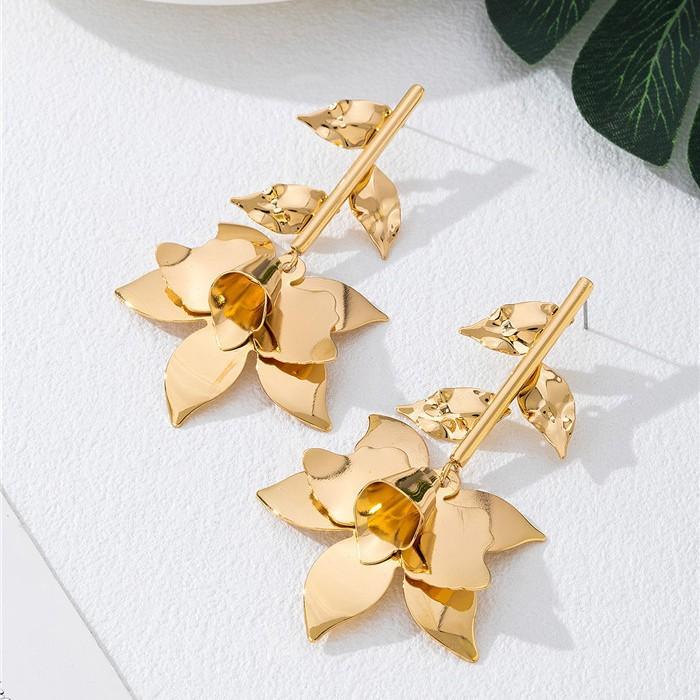 Retro Premium Metal Flower Earrings Are Suitable For Women'S Daily Party Beach Vacation Wear