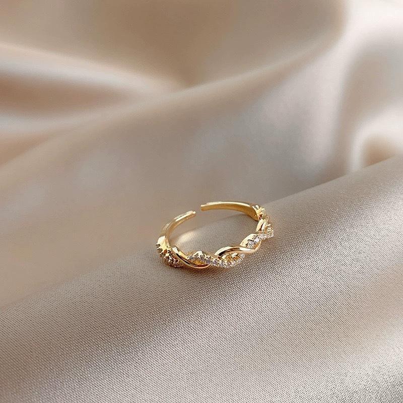 S Plated 14K Gold Inlaid Diamond Twist Ring Women's Light Luxury Small Design Exquisite Versatile Premium