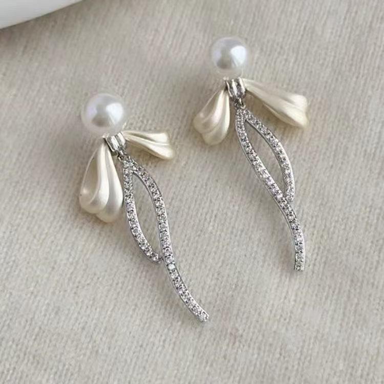 Bow Studded Diamond Pearl Earrings For Women, Light Luxury High-End Earrings, Long Tassel Zircon Earrings