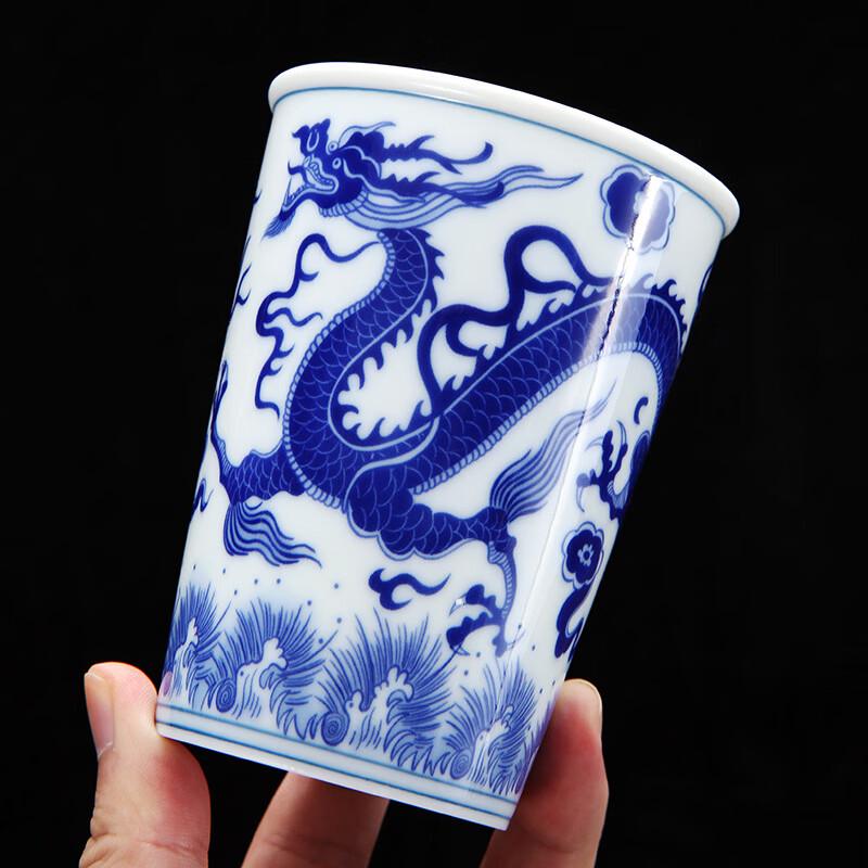Shangqi Blau-Weißes Porzellan Drachen-Phönix-Tasse