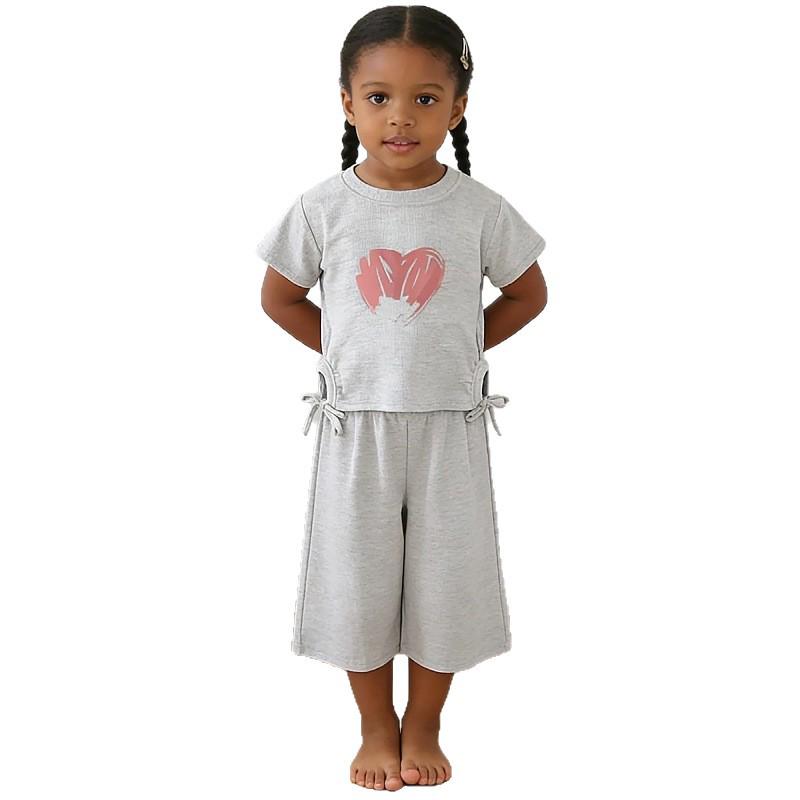 Sommerliches T-Shirt- und Hosen-Set für Mädchen – süßes und stylisches Zweiteiler-Outfit