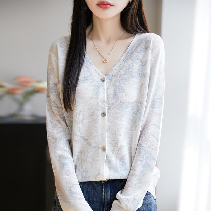 

Женский легкий кардиган из 50% шерсти и 50% шелка Mulberry — универсальный трикотаж на все 4 сезона для комфорта и стиля в любое время года L белый