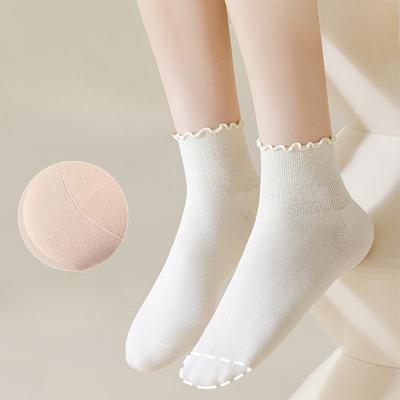 Schwarze Socken mit Ohrbesatz für Damen, Sommerdünne Baumwollsocken, Kurze Socken, Wadenlange Spitzensocken, Nahtlose Postpartale Socken für Frühling und Sommer