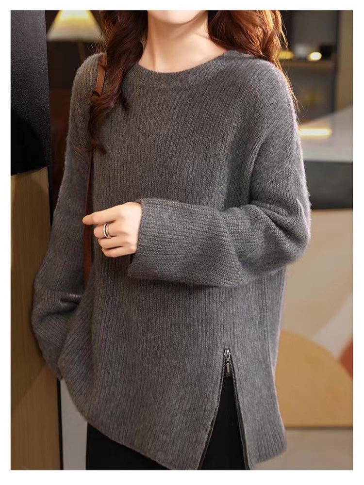 Korean Style Women's Retro Wool Sweater, Round Neck, Long and Thick for Autumn/Winter