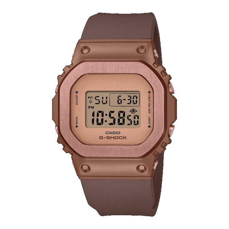 

Casio G-SHOCK Men s Stainless Steel 200M Water Resistant Shock Resistant Alarm Quartz Watch GM-S5600BR-5 белый