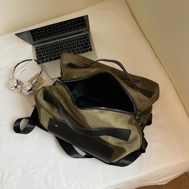 Large Capacity Outdoor Duffel Bag Travel Bag Commuter Hand Shoulder Bag