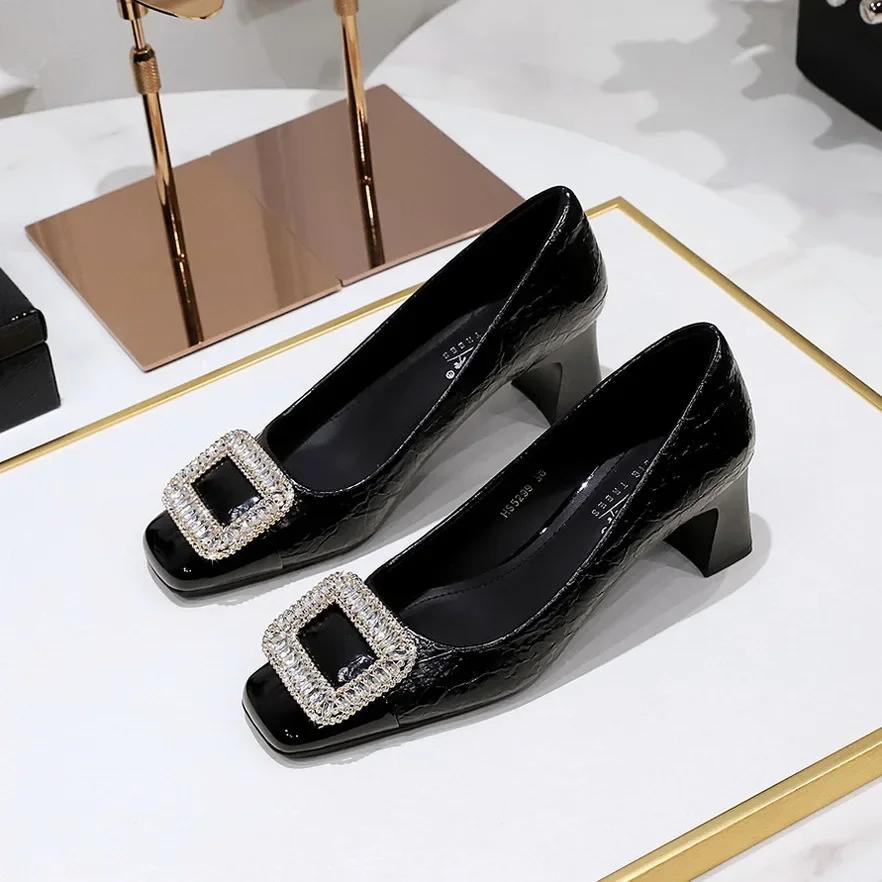 

BIGTREE Женская обувь Мода Металл Кристалл Сращивание Женские туфли-лодочки Котенок Толстый каблук Элегантная Вечеринка Женская обувь Zapatos De Mujer 40