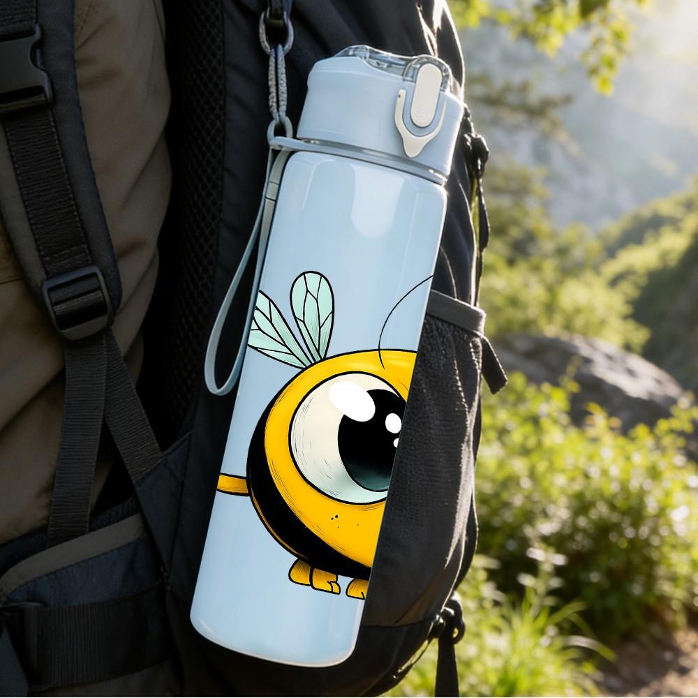 1PC Big Eyed Bee Illustration 750ml Color Plastic Sports Water Bottle Leakproof Flip Straw Lid Suitable for Sports Office Home Use