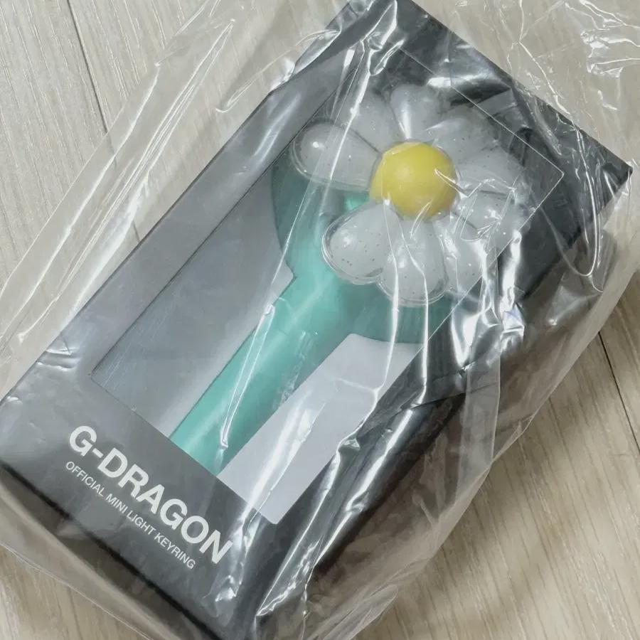 

G-dragon Мятный брелок-ромашка