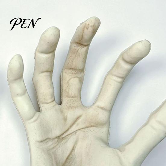 Retro Style Horror Ornaments 1 Pair Halloween Skeleton Hands, Realistic Plastic Zombie Life Atmospheric Bar Decor Items Size Severed Fake Hands