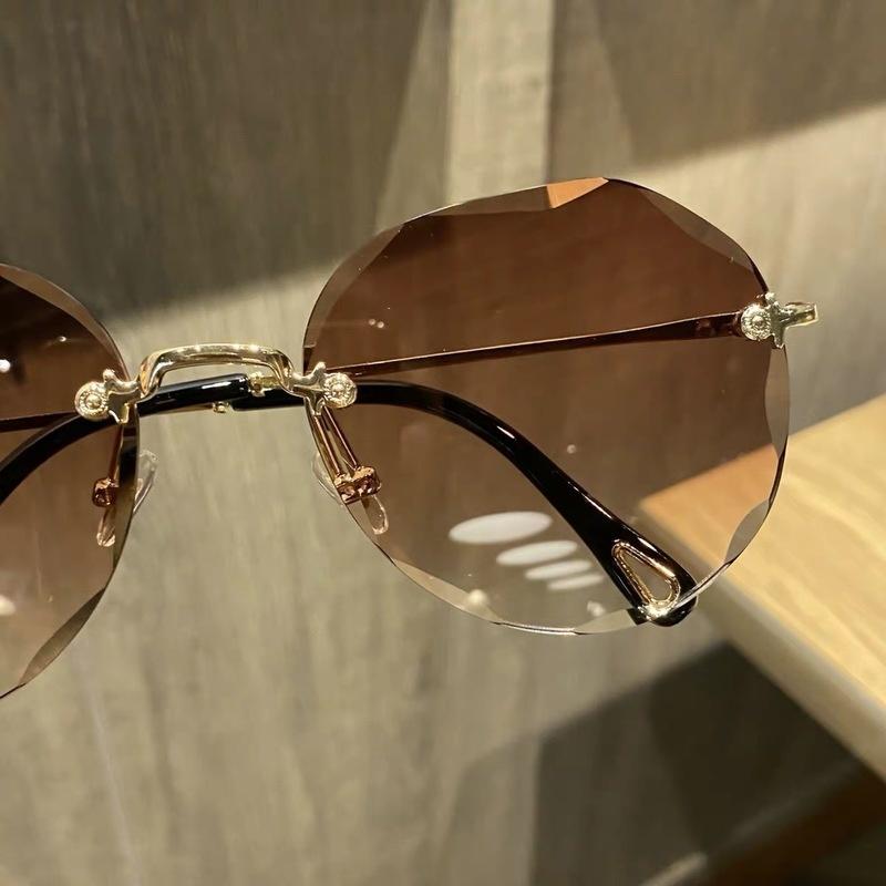 Rimless Sunglasses Women Luxury Trimming Gradient Shades Sun Glasses Ladies Vintage Framless Eyewear UV400