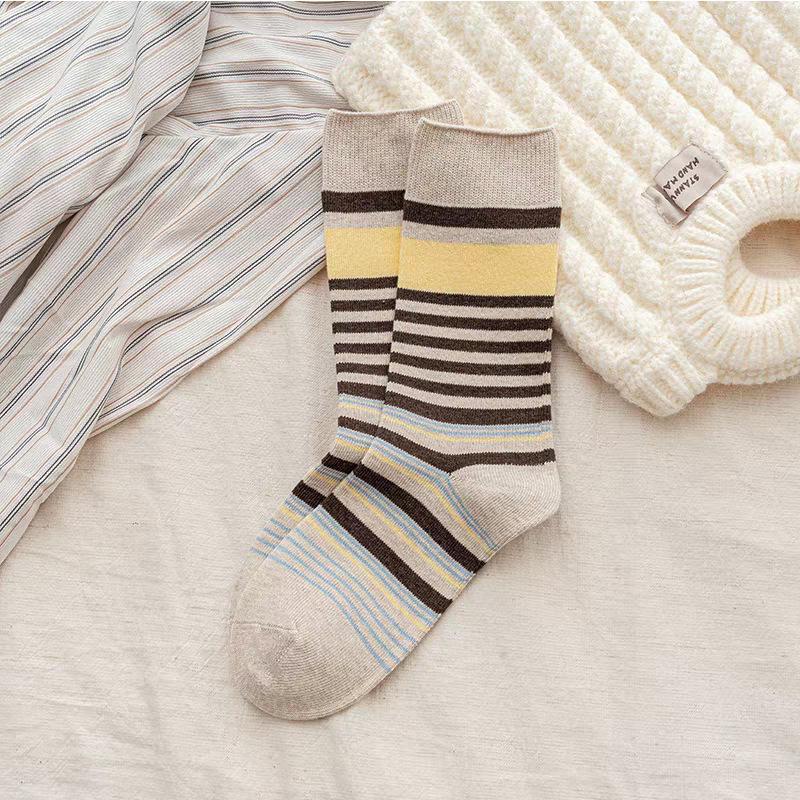 Socks, Vintage Socks, Color-blocking Striped Mid-calf Socks for Women, Breathable Autumn and Winter Pile Socks