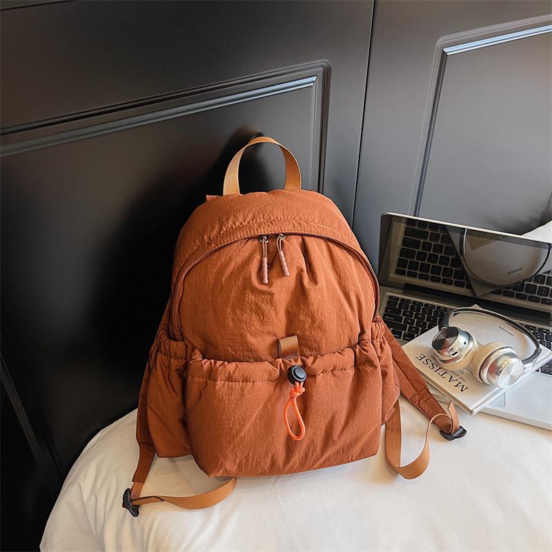Korean version of large-capacity nylon backpack 2025 autumn new light leisure commuter backpack student bag