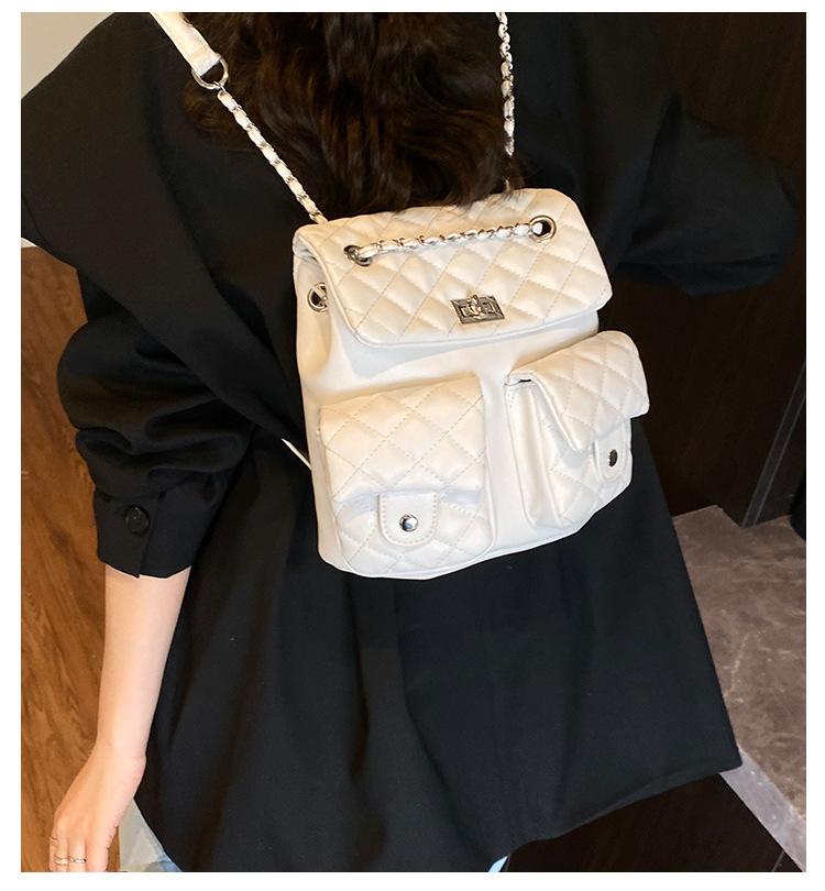 Rhombus Chain Backpack Women's 2025 New Fashion Niche Design Women's Lightweight Fashion Schoolbag Korean Backpack