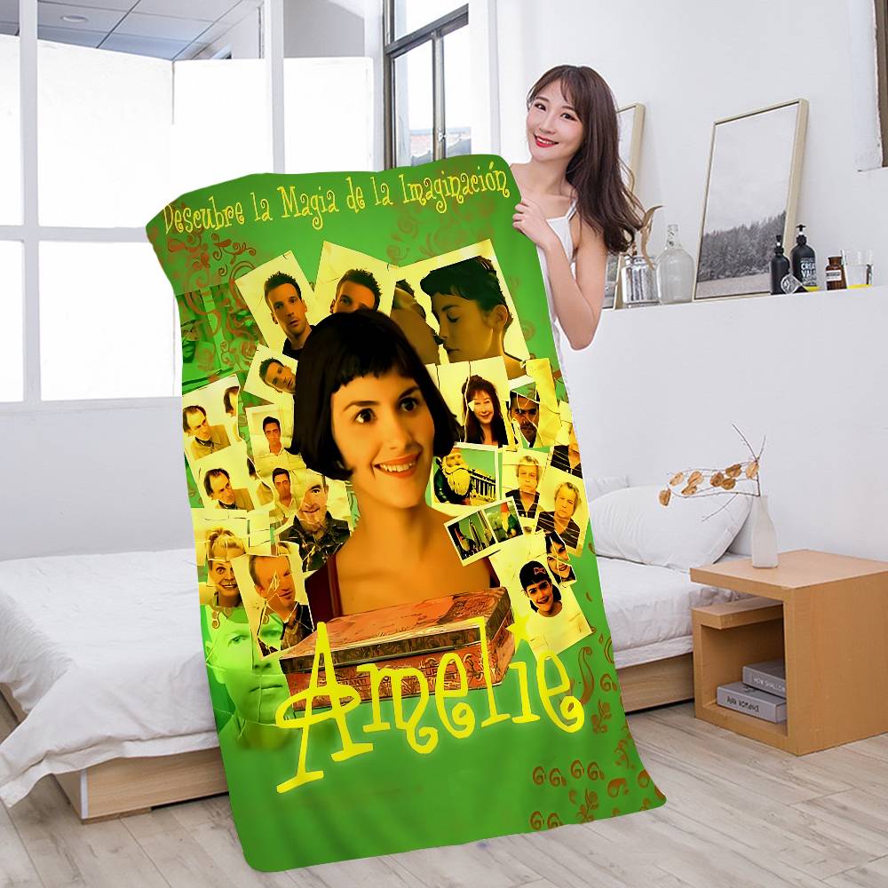 

Amelie French Romantic Literature Movie Microfiber Printed Beach Towel Mountain Climbing Yoga Beach Swimming Running Absorbent W40*H60(CM)