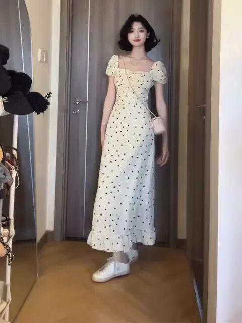French square neck bubble sleeve dress women's summer new gentle temperament coffee break dress waist and thin long dress