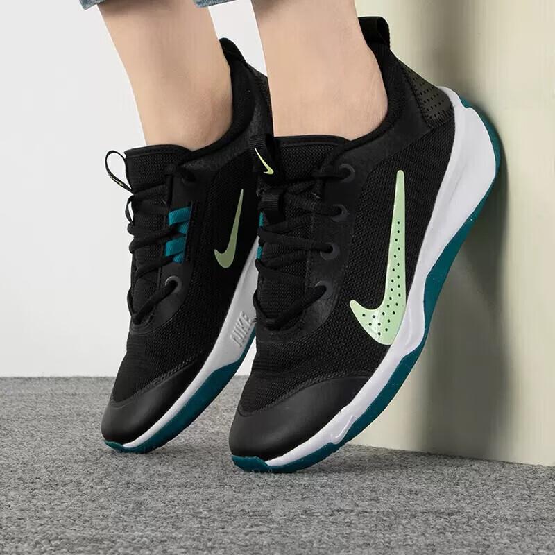 Nike Omni Multi-Court GS Black Bright Spruce Kids Sneakers White Barely-Volt DM9027-003