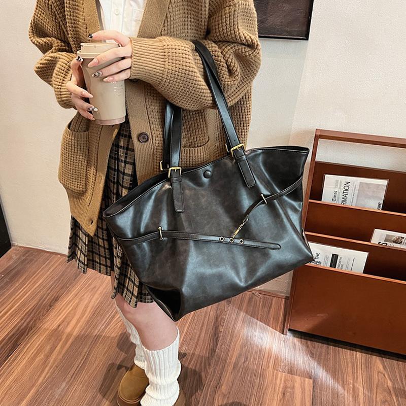 Designer Retro PU Leather Shoulder Handbag for Women Winter Trend Fashion Handbags Females Travel Luxury Tote Bags CLE