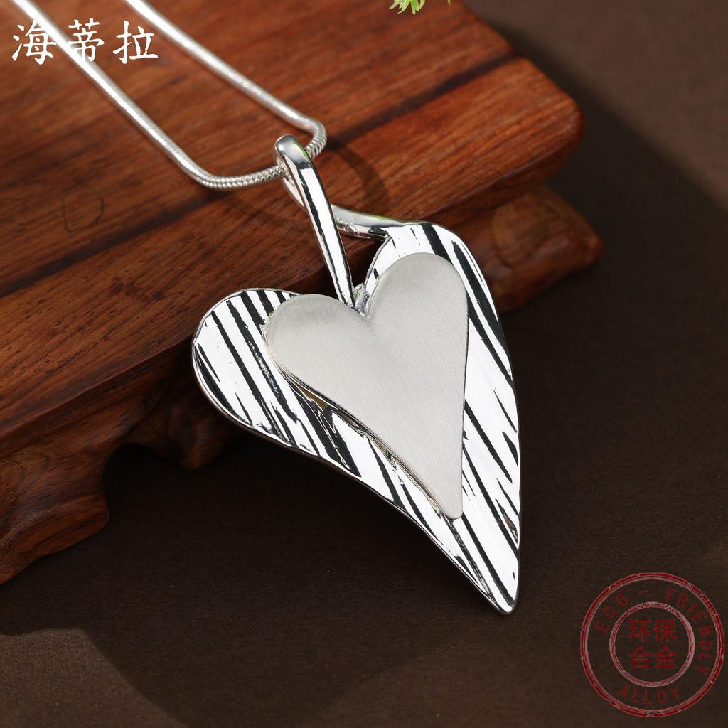 New brushed gold bright gold double-layer love long pendant, women's personality versatile heart-shaped long necklace