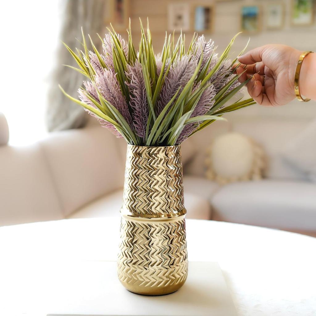 Arrow Engrave Metal Cylindrical Vase For Living Room, Golden, 1 Large Pcs