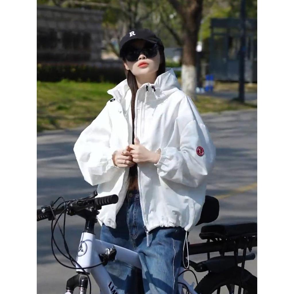 Women's European-Style Casual Windbreaker: 2025 Spring/Autumn Loose Versatile Sports Jacket