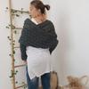 Pletená kabelová zavinovací šála s rukávy Šála v měkkém bohémském stylu Dutý vzor háčkování Cross Wrap Šála Svetr Wrap