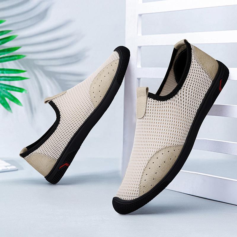 New Hollow Out Sneakers Men Breathable Mesh Flats Lightweight Casual Walking Man Shoes Slip-On Driving Loafers Summer Moccasins