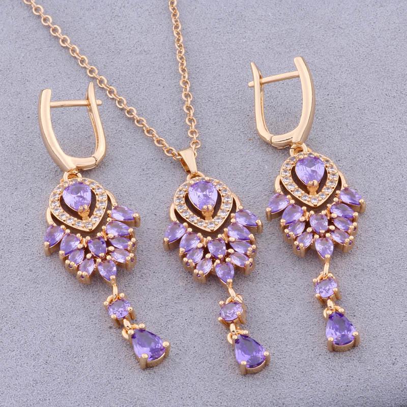 Pendientes de Zirconia de Moda Europea y Americana – Accesorios de Lujo, Exquisitos, Ligeros y Audaces para Mujeres.