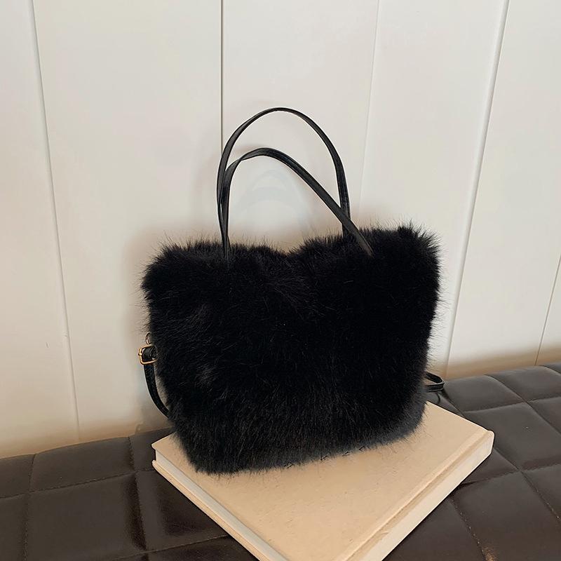 

Роскошные женские квадратные сумки через плечо из искусственного меха, зимняя пушистая женская сумка через плечо, мягкая пушистая плюшевая женская маленькая сумочка, кошелек 25x12x19cm чёрный