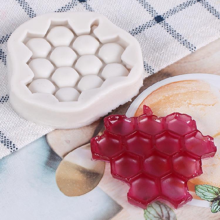 Honeycomb Shaped 3D Soap Moulds Silicone Bee Hive Moulds Homemade Baking Gadgets