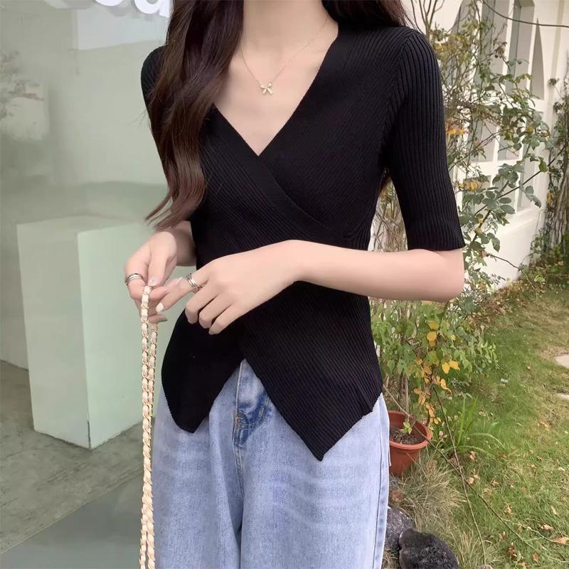 2024 Women's Korean V-Neck Irregular Cross Design Short-Sleeved T-Shirt, Plus Size, Solid Color.