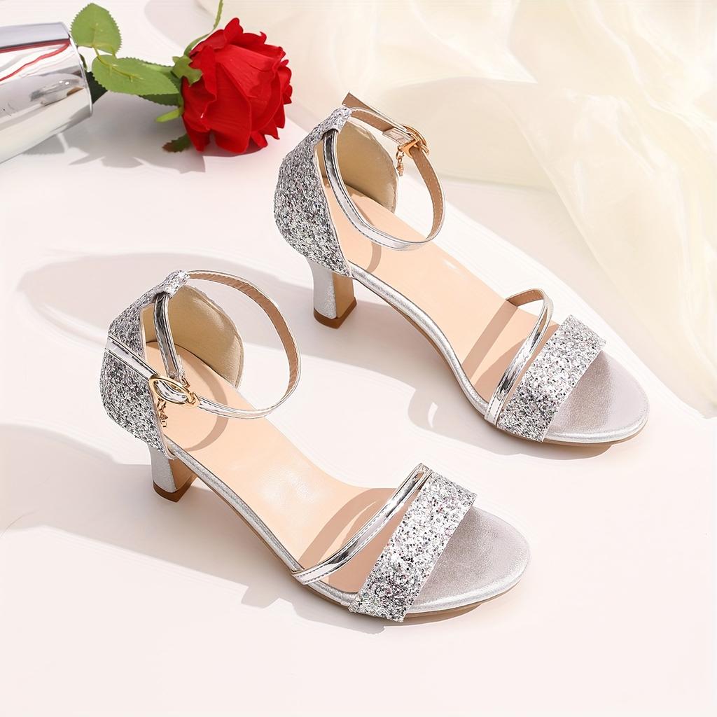 Fashion 2025 New Fashion Women's Sandals Gold and Silver Low Heel Casual Shoes Women Open Toe Summer Light Fashion Women's Shoes
