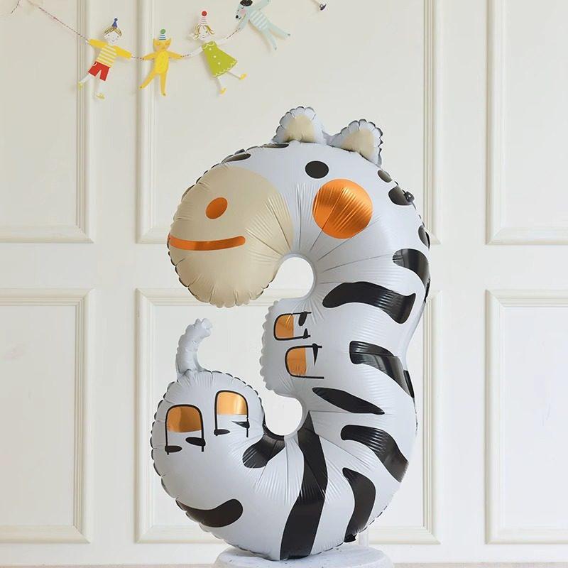 Cute Cartoon Animal Foil Balloons for Baby's First Birthday or Children's Festival Decorations