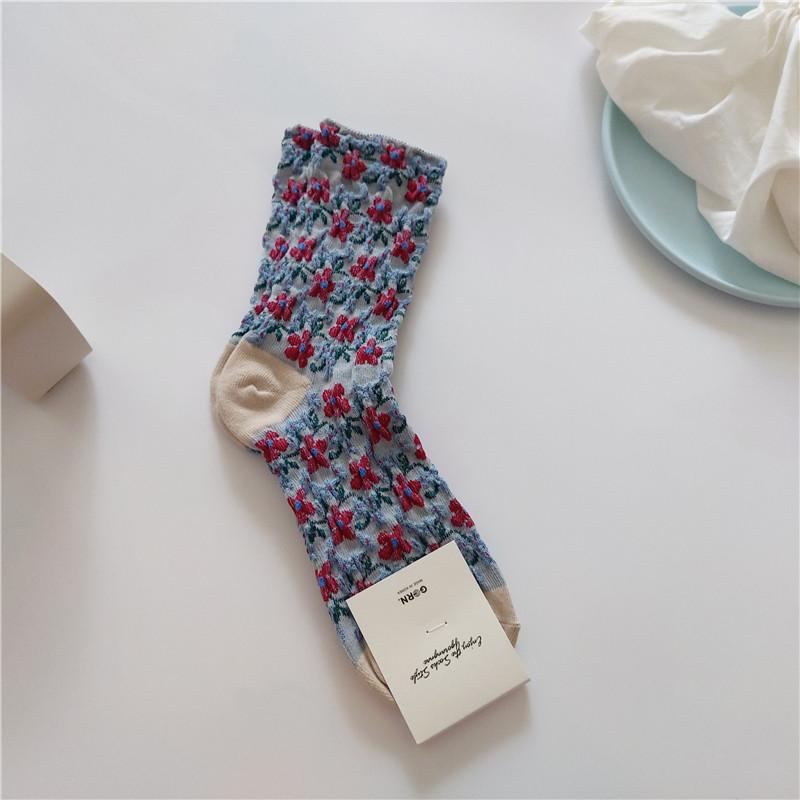 Spring, autumn and winter retro oil painting floral women s medium tube cotton socks One size fits all