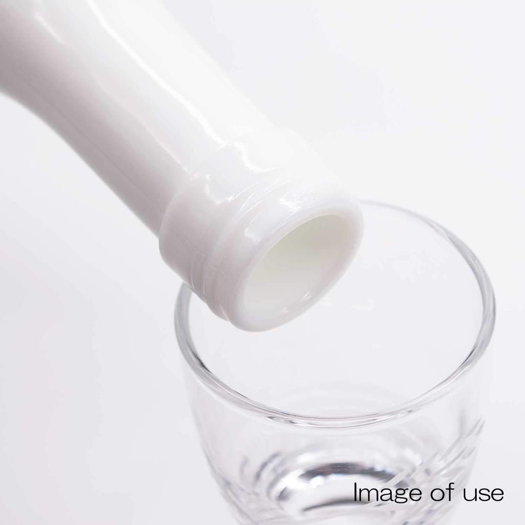 Otsuka Glass Kitchen Decor Storage Bottles (Jugs), Beverage Bottles, 300ml, Set of 2, White, Made In Japan, SD300-AITO-2P