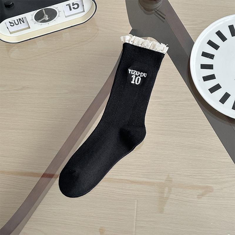 Female Spring and Autumn Tide Lace Letter Embroidery In The Cylinder Pile Socks