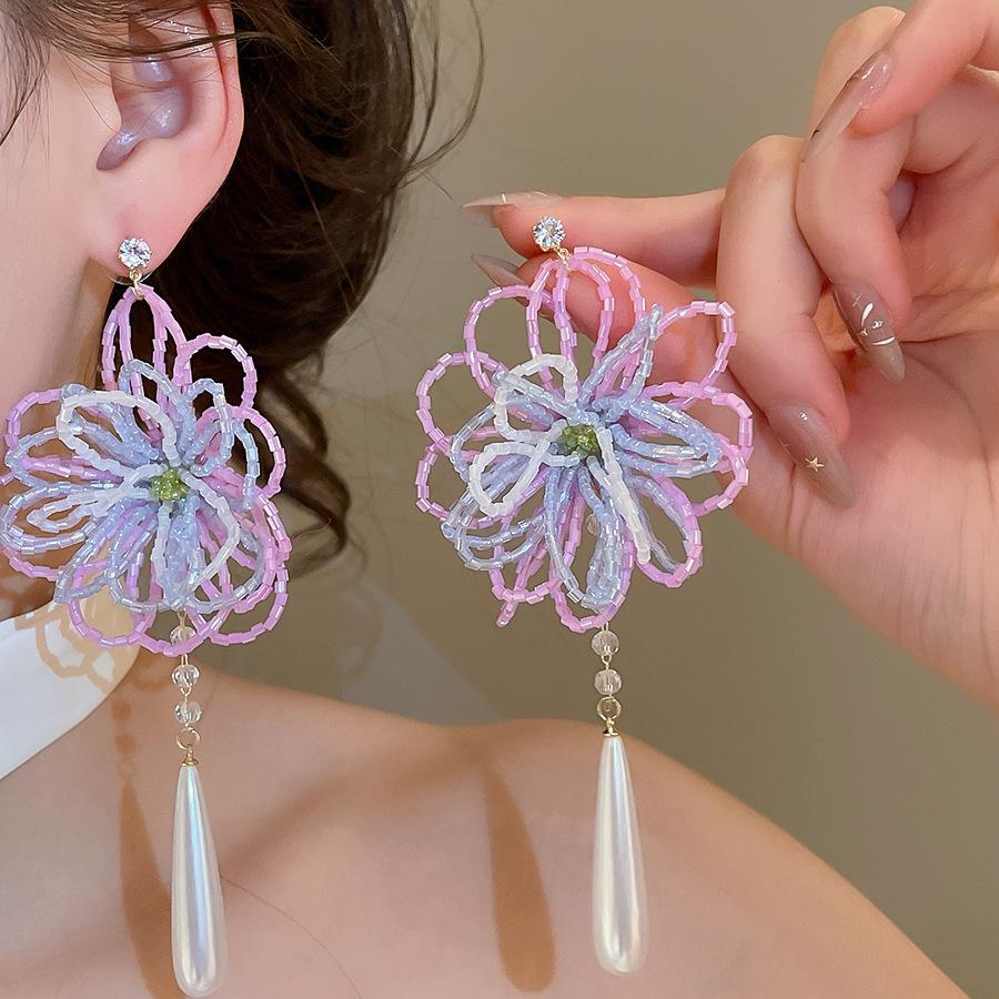 Silberne Nadel Strass Blume Quaste Brautohrringe, Vielseitige Ohrstecker für Damenmode.