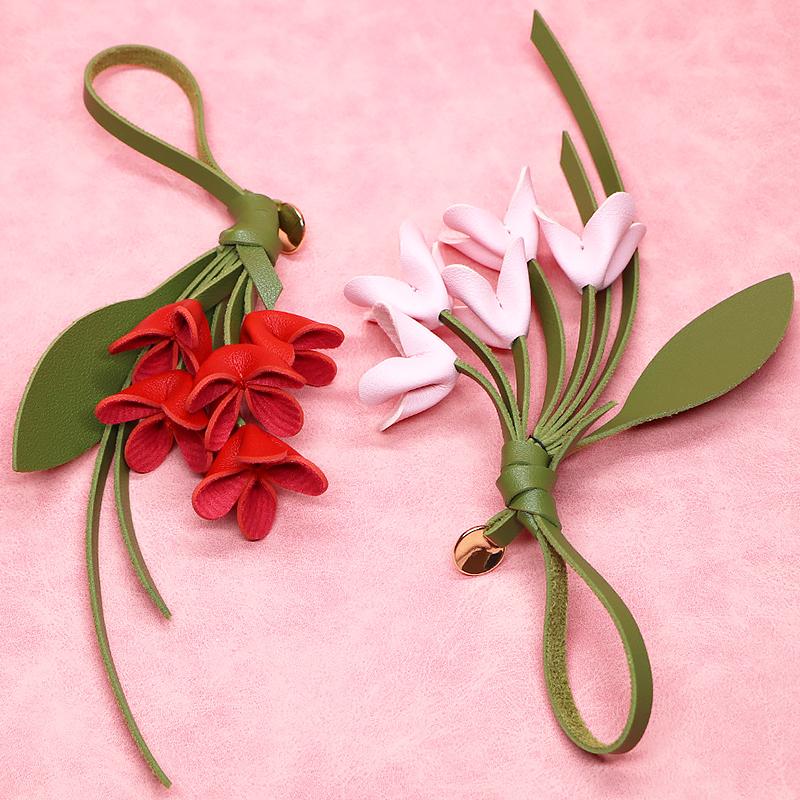 1PC Ornament High-End Osmanthus Shape Exquisite Keychains Fashion Floral Shape Clothing Accessories Multicolor