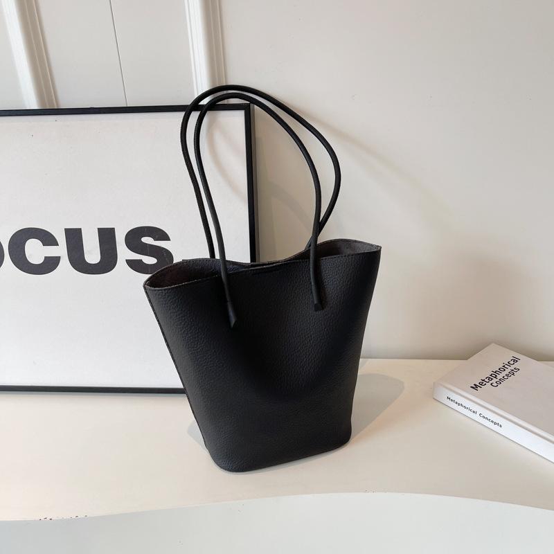 Retro fashion large-capacity bag women's 2025 new autumn and winter commuter tote bag niche casual versatile shoulder bag