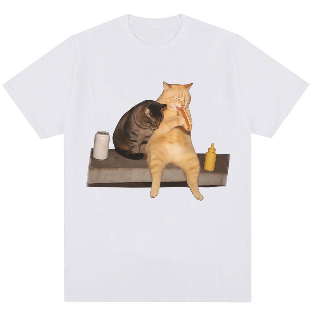 Funny Cat Eating Hot Dog Meme T-shirts Men Women Fashion Vintage Humor T-shirt Oversized Cotton Casual Kawaii T Shirt Streetwear