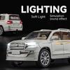1:24 Simulated Land Cruiser SUV Alloy Car Model Ornament Metal Business Sedan Model Give Boyfriend Gift