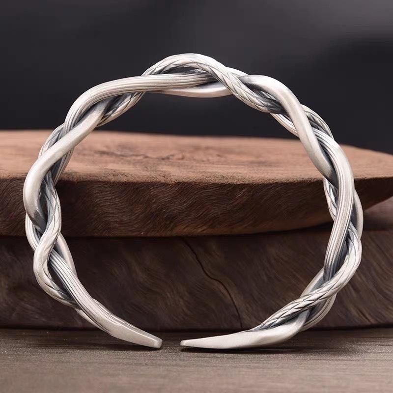 Retro Verdrehtes Schuppen-Seil-Armband für Männer Zinklegierung Farbe Punk Gothic Rock Hiphop Verstellbares Armband Biker Zubehör Unisex Geschenk