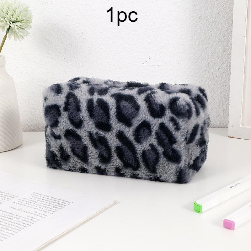 1pc Leopard Print Plush Makeup Bag Large-Capacity Cosmetic Bag Pen Case Unisex Travel Toiletry Organizer Bag